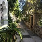 Guya Capri