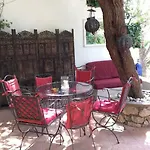 Villa Guya *