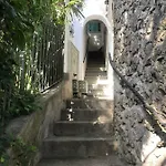 Guya Villa *