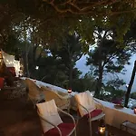 Villa Guya