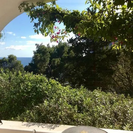 Villa Guya *