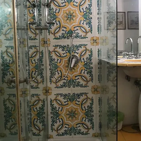 Guya Κάπρι